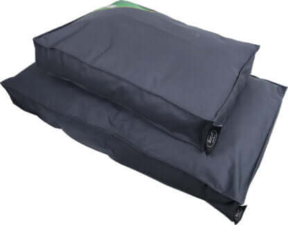 AnimalstoreXL Boony Ligkussen Waterproof Zwart 75x55cm
