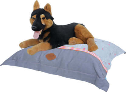 AnimalstoreXL Lief! Ligkussen Volant Girls 85x70cm