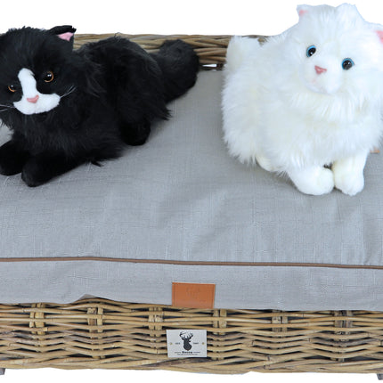 AnimalstoreXL Ligkussen Highland Grey 70x50cm