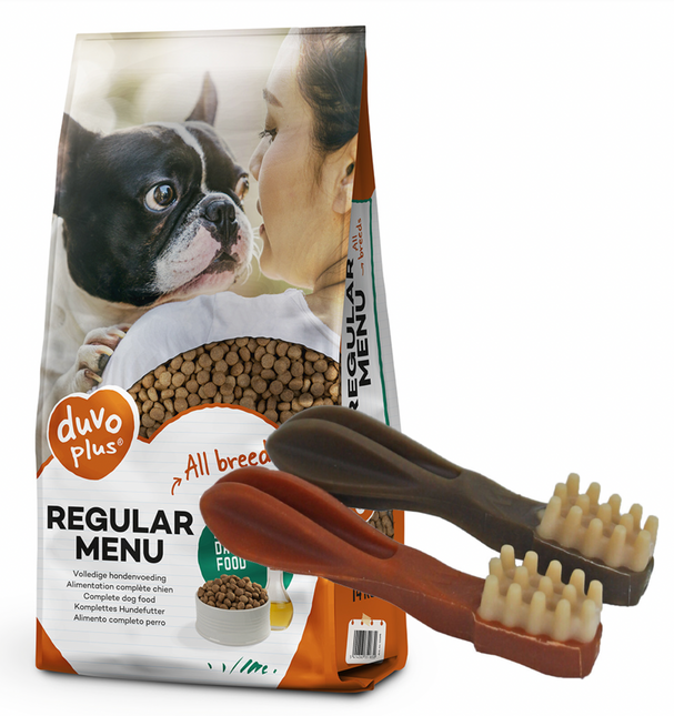 Regelmäßiges Hundefutter + Snack-Paket